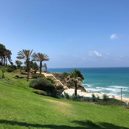 Royal Sea Studio Netanya Exterior photo
